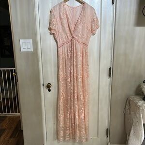 Chic Blush Lace Maxi Dress